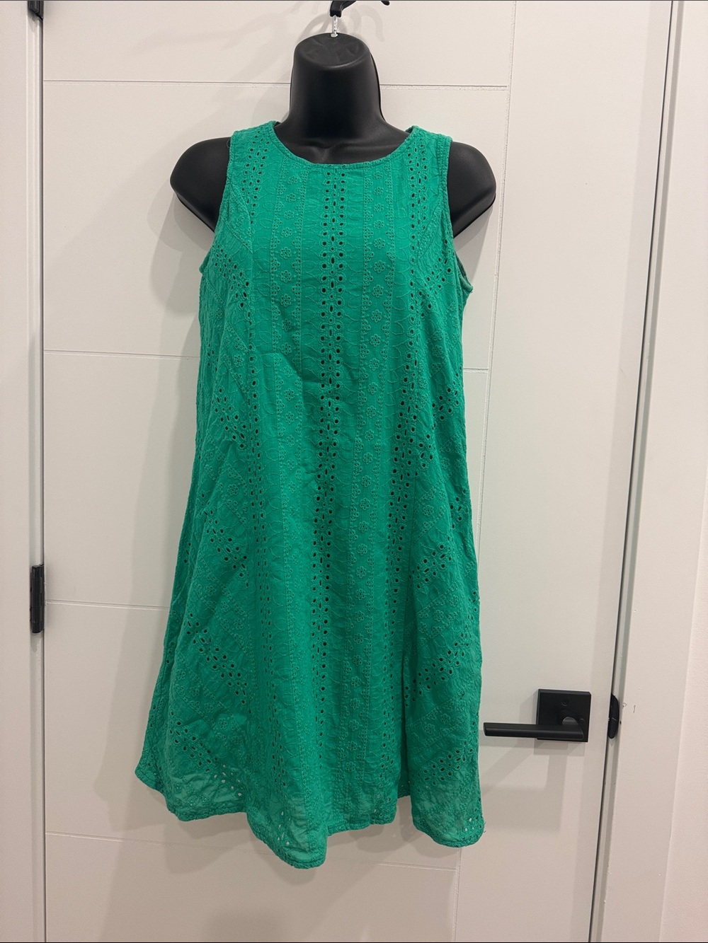 everleigh Sleeveless Eyelet Swing Dress in Emerald Green